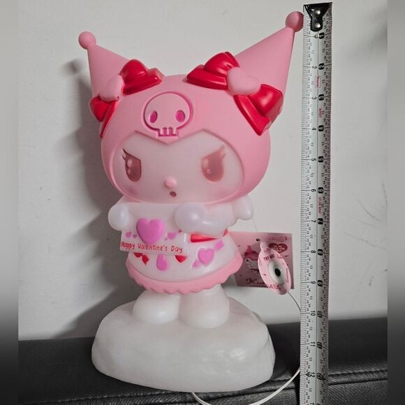 Sanrio Valentine's Day Blow Mold Décor Hello Kitty Kuromi and My Melody LED, 3pc - Picture 14 of 15